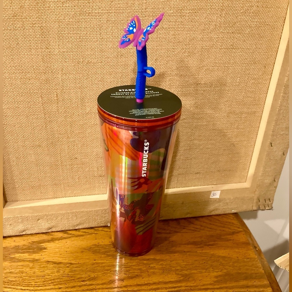 Starbucks Cold Cup with Butterfly Straw Topper 2024  24 oz - NWT